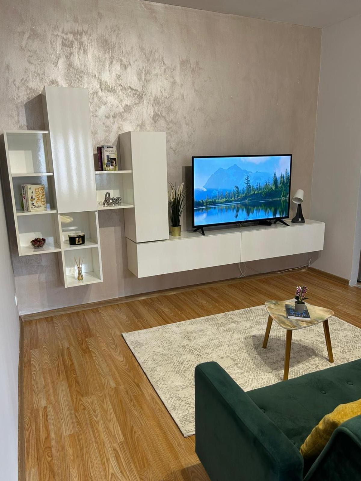 Luxury Studio Πλοέστι Εξωτερικό φωτογραφία